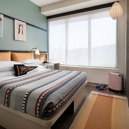 Moxy Portland Downtown Hotel Ngoại thất bức ảnh